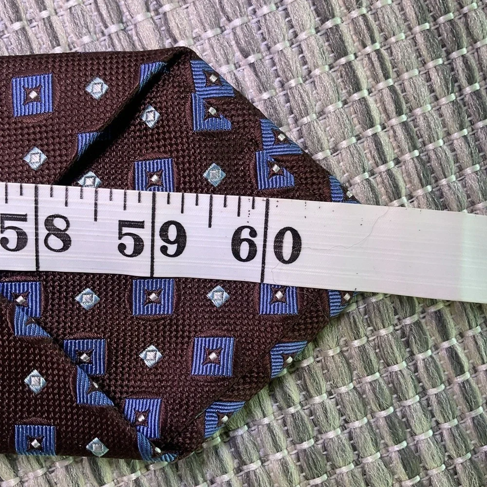 Tasso Elba Mens Silk Tie Burgundy Blue Geometric Square Pattern Hand Made